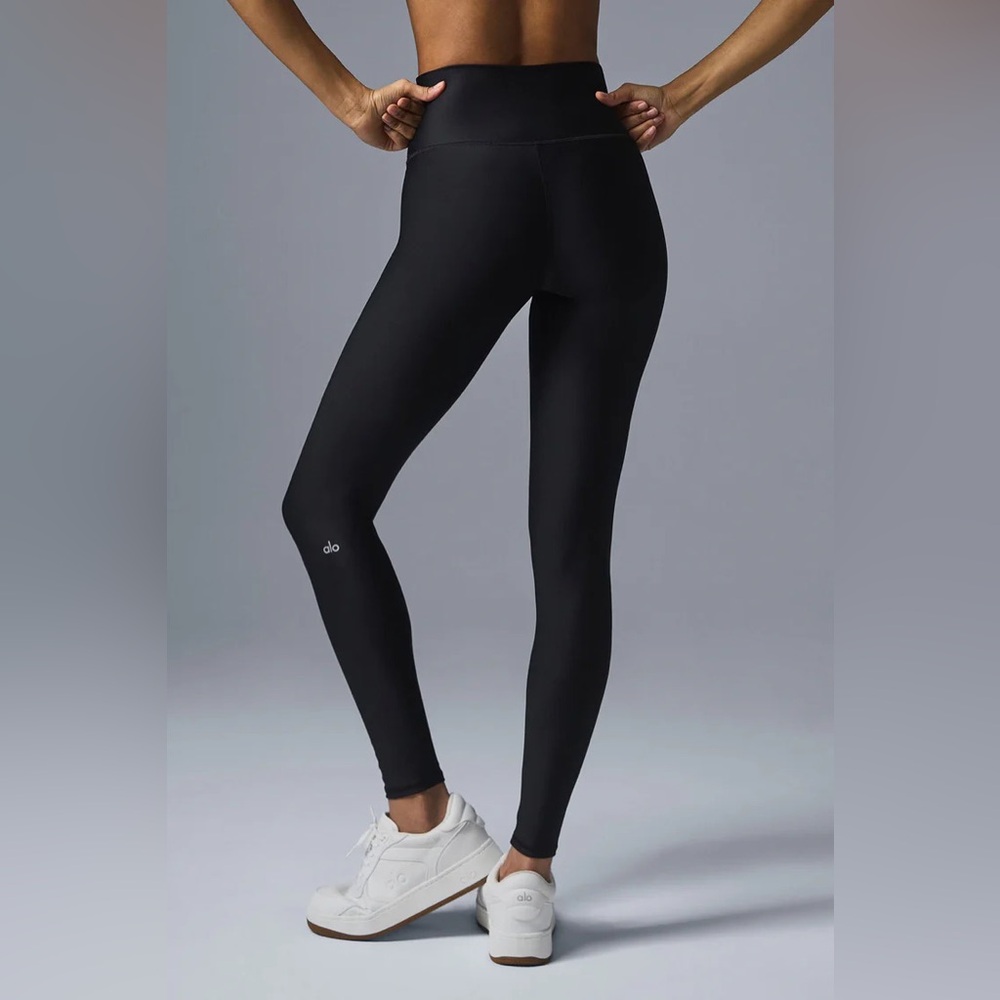 ALO leggings size SMALL